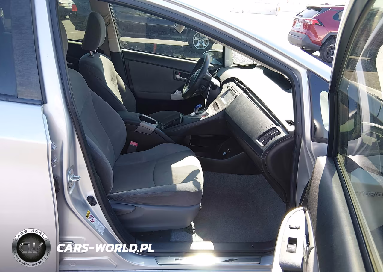 2012 Toyota Prius Three VIN:JTDKN3DU0C5444611 - 5