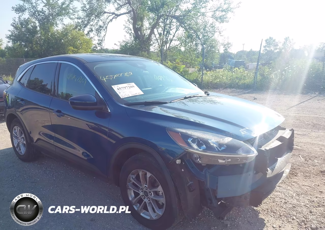 2020 Ford Escape Se