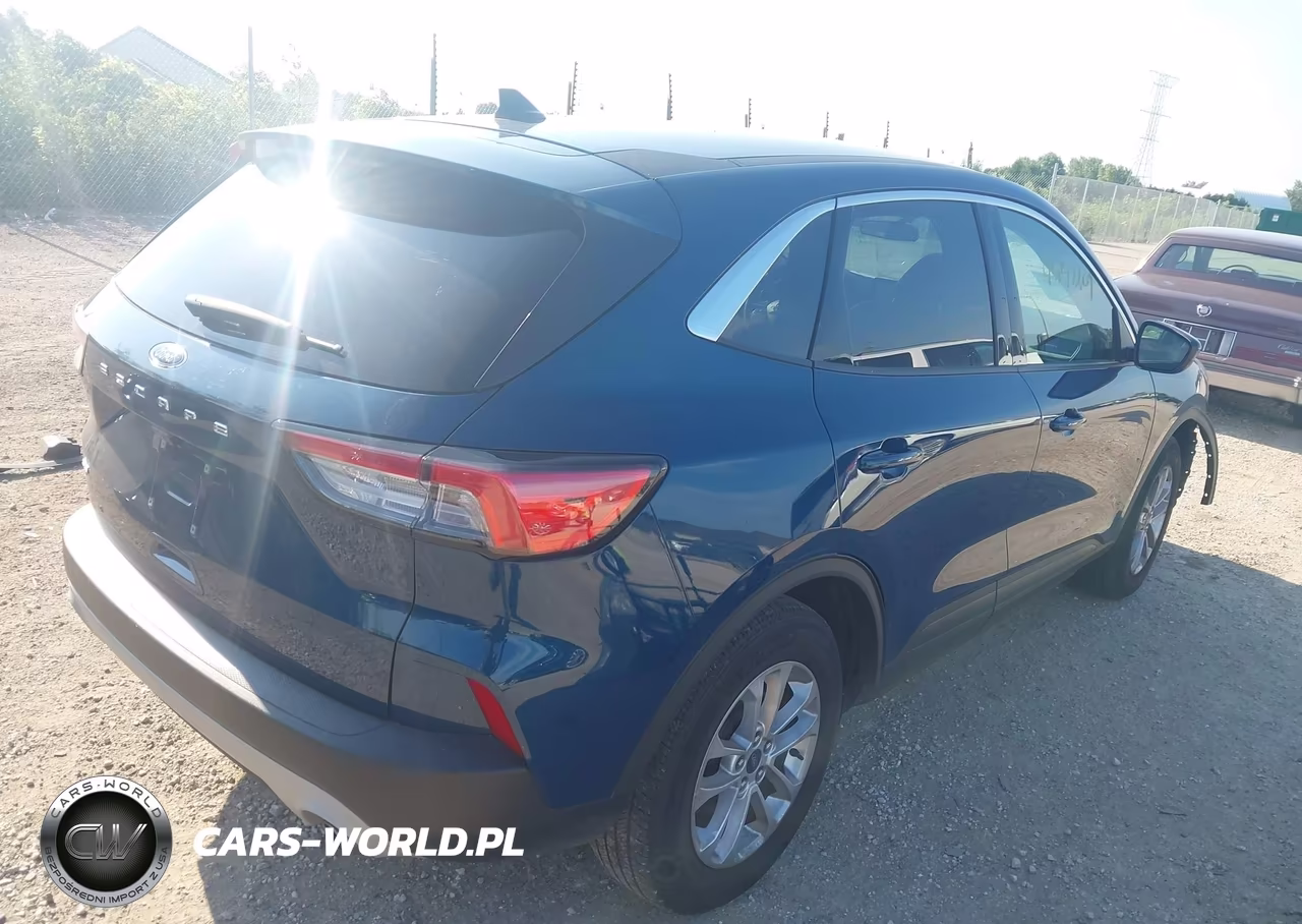 2020 Ford Escape Se VIN:1FMCU0G68LUC76575 - 4