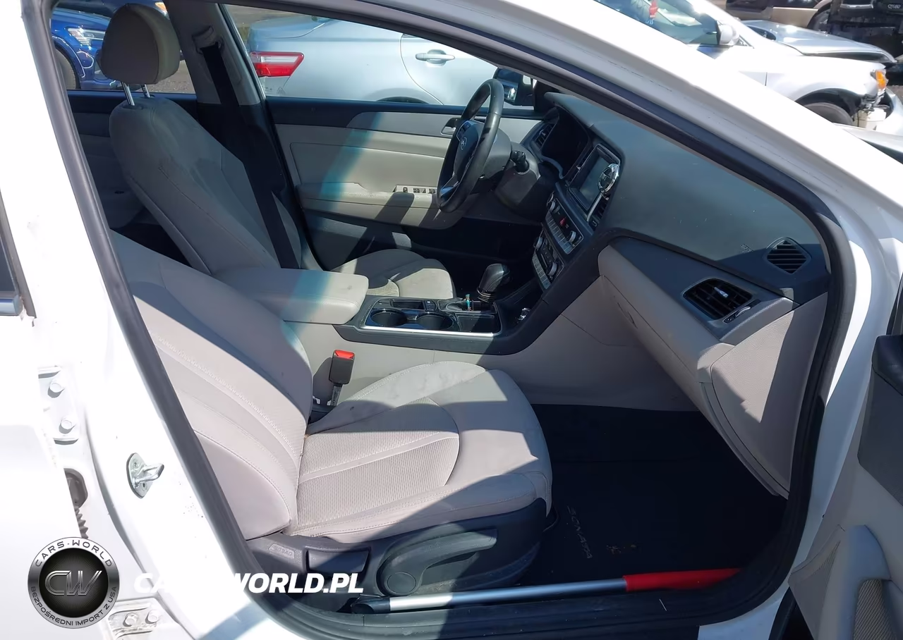 2018 Hyundai Sonata Sel VIN:5NPE34AF2JH601616 - 5