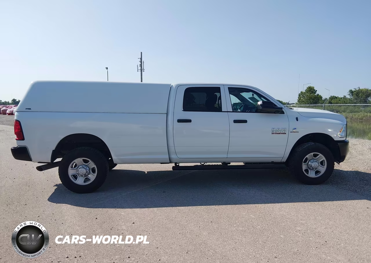 2017 Ram 3500 Tradesman 4X4 8' Box VIN:3C63R3GL0HG762327 - 13