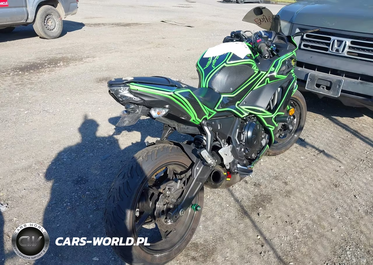 2017 Kawasaki Ex650 J VIN:JKAEXEJ12HDA00461 - 4