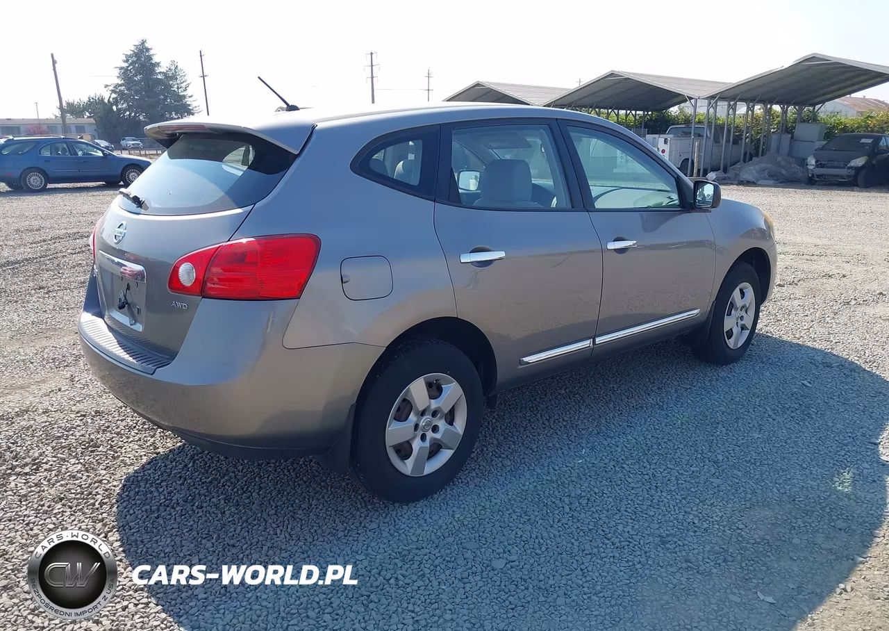 2013 Nissan Rogue S VIN:JN8AS5MV6DW135489 - 4
