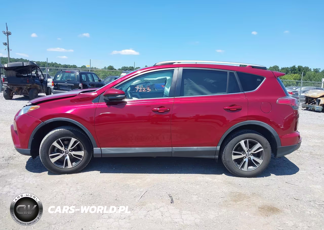 2018 Toyota Rav4 Xle VIN:2T3RFREV4JW710997 - 14
