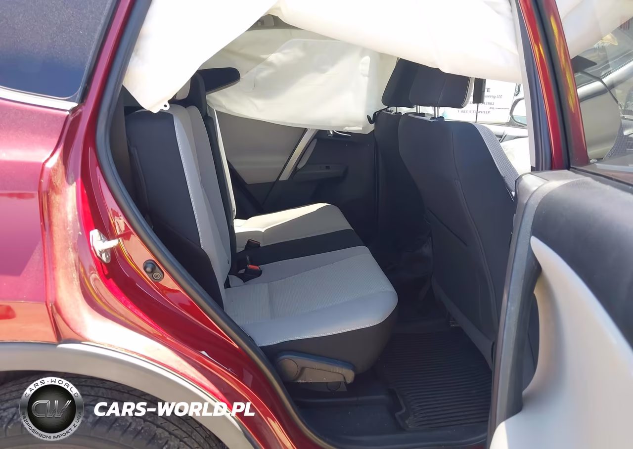 2018 Toyota Rav4 Xle VIN:2T3RFREV4JW710997 - 8