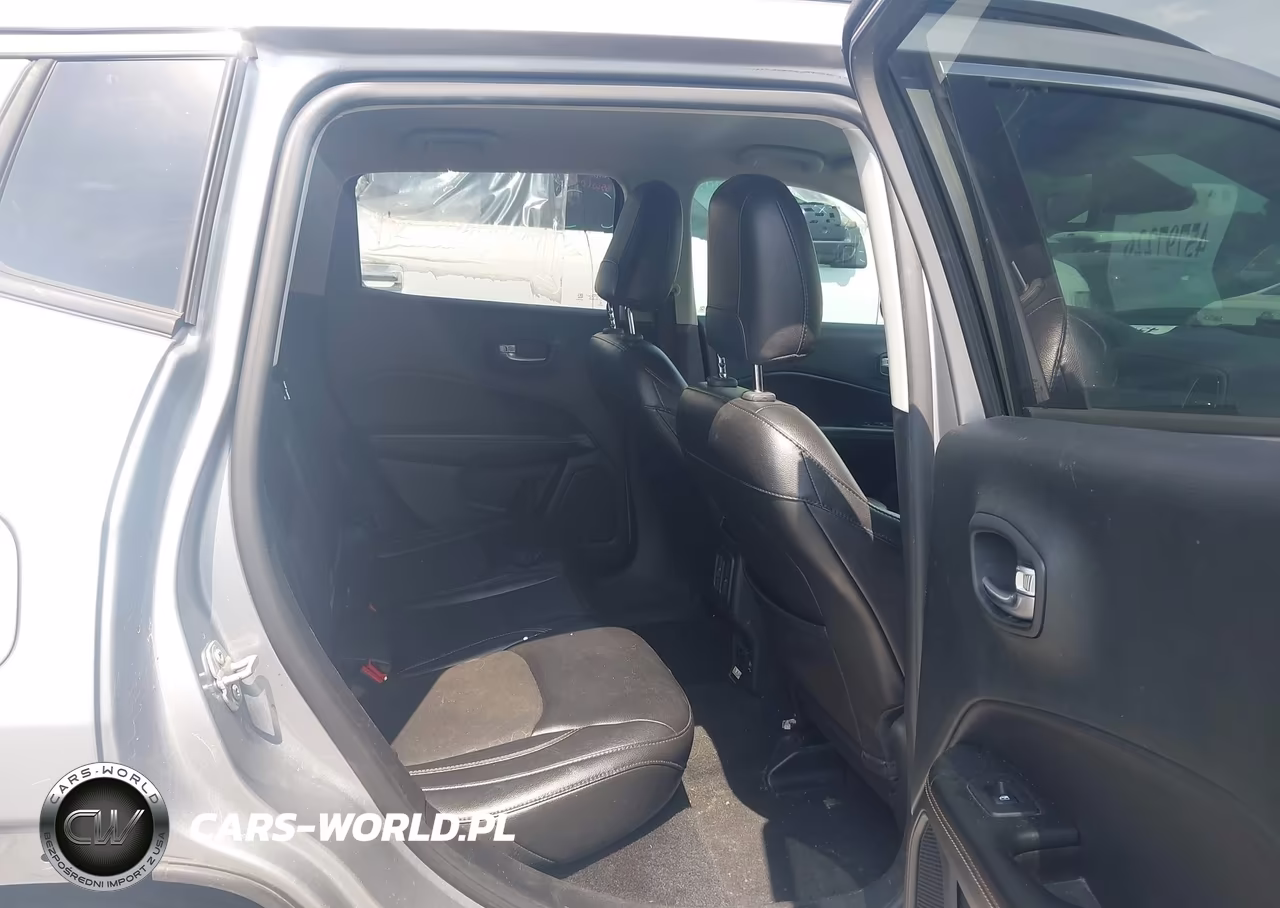 2018 Jeep Compass Latitude Fwd VIN:3C4NJCBB2JT425162 - 8
