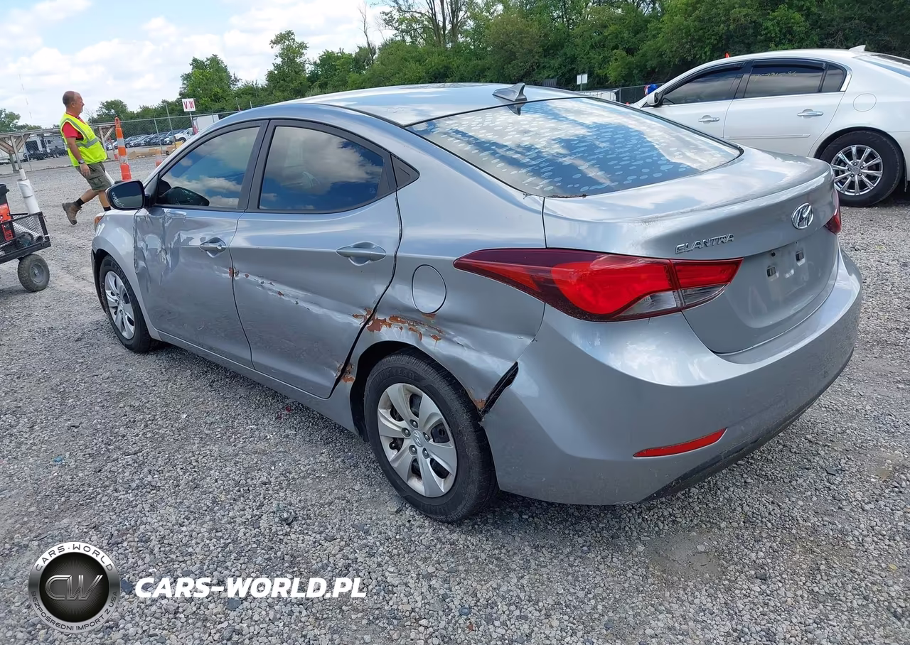 2016 Hyundai Elantra Se VIN:5NPDH4AE3GH705156 - 3