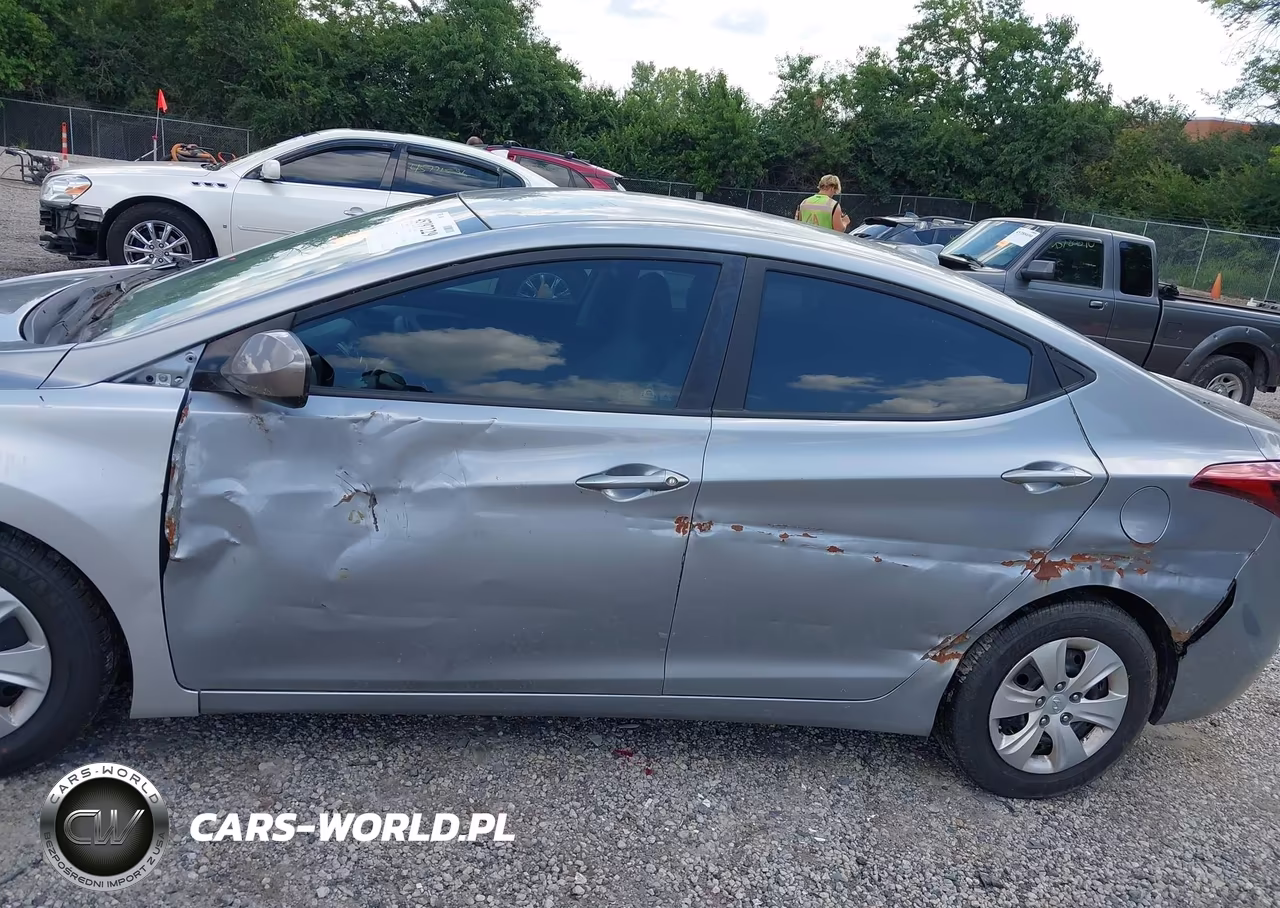 2016 Hyundai Elantra Se VIN:5NPDH4AE3GH705156 - 6