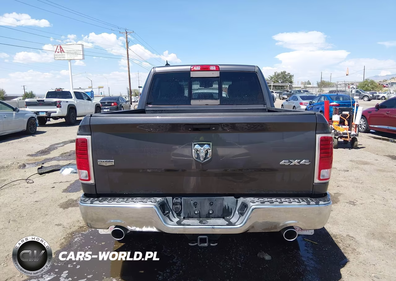 2015 Ram 1500 Laramie VIN:1C6RR7NM4FS687957 - 16
