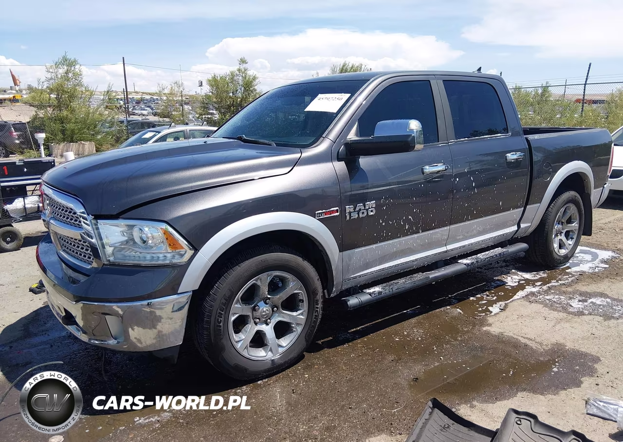 2015 Ram 1500 Laramie VIN:1C6RR7NM4FS687957 - 2