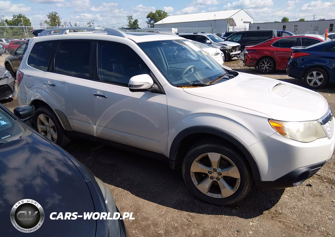 2011 Subaru Forester 2.5Xt Touring – zdjęcie 1 z 11
