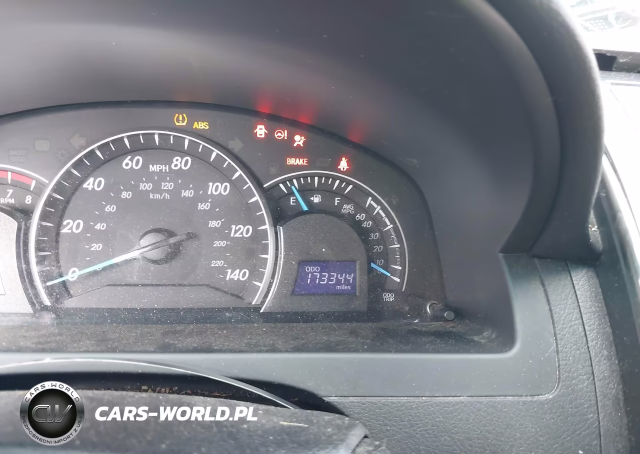 2014 Toyota Camry L-Se-Le-Xle VIN:4T4BF1FK0ER386832 - 16