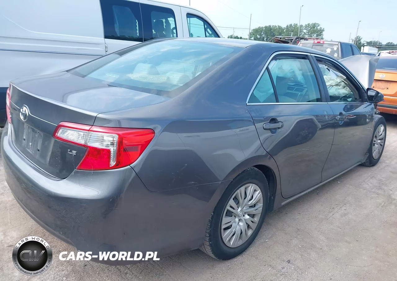 2014 Toyota Camry L-Se-Le-Xle VIN:4T4BF1FK0ER386832 - 4