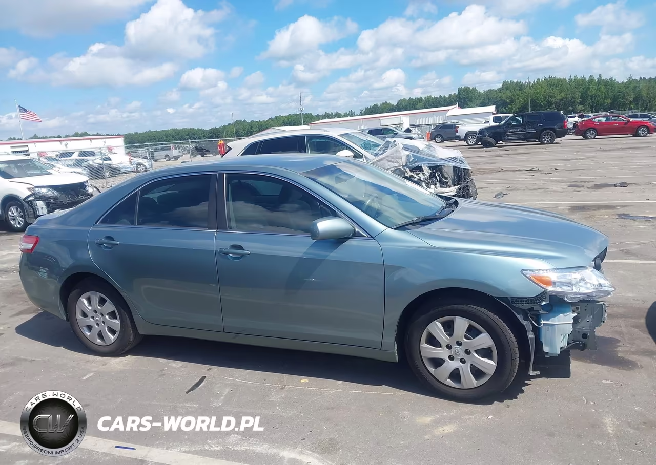 2010 Toyota Camry Le VIN:4T1BF3EKXAU545745 - 14