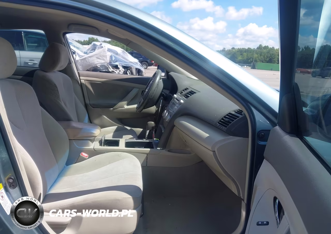 2010 Toyota Camry Le VIN:4T1BF3EKXAU545745 - 5