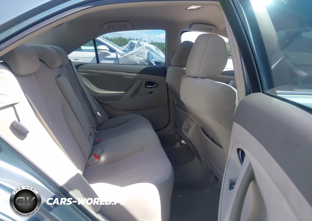 2010 Toyota Camry Le VIN:4T1BF3EKXAU545745 - 8