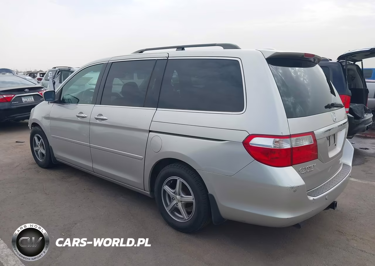2006 Honda Odyssey Touring VIN:5FNRL388X6B020812 - 3
