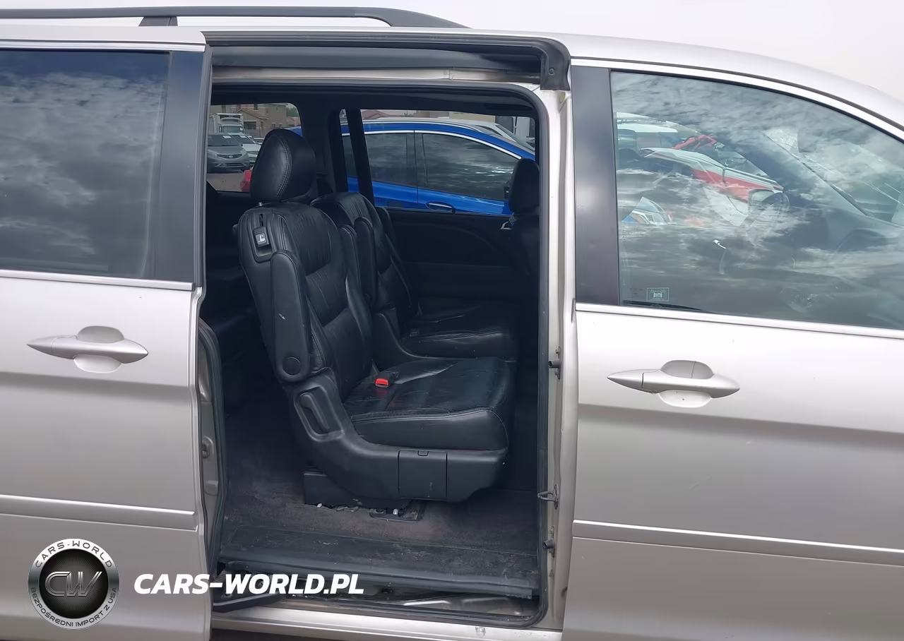 2006 Honda Odyssey Touring VIN:5FNRL388X6B020812 - 8