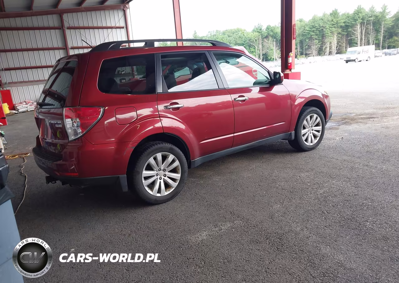 2012 Subaru Forester 2.5X Premium VIN:JF2SHADC3CH454021 - 4