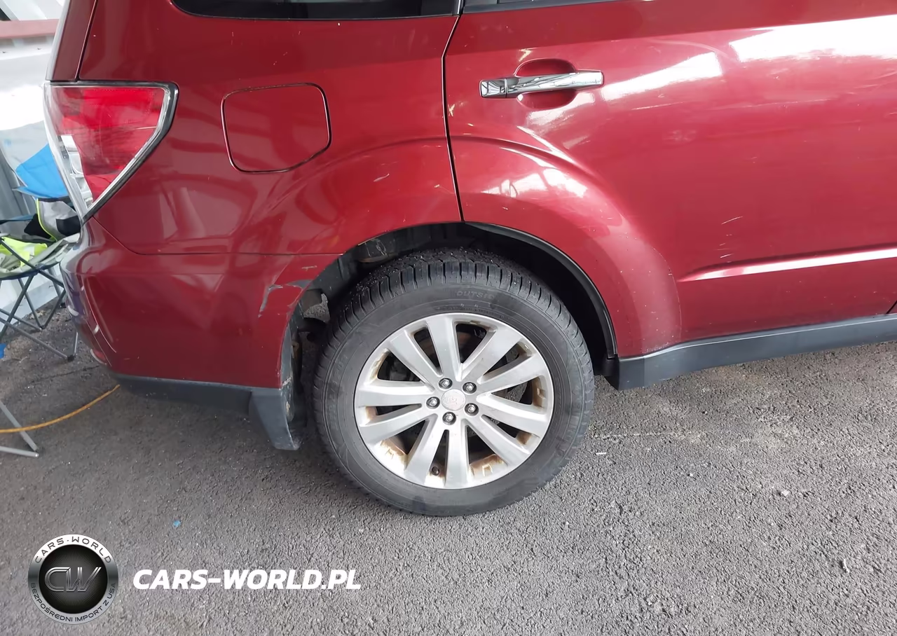 2012 Subaru Forester 2.5X Premium VIN:JF2SHADC3CH454021 - 6