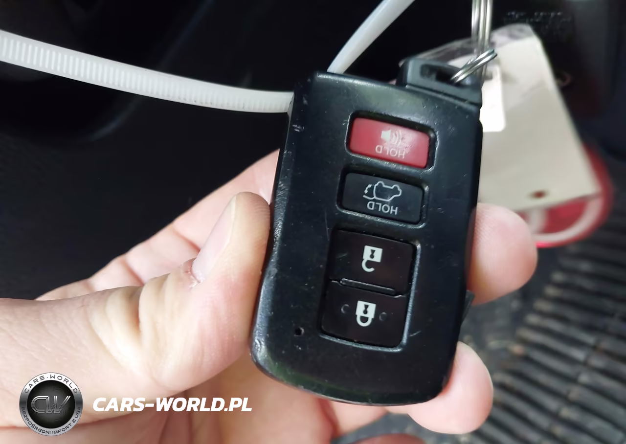 2018 Toyota Rav4 Xle VIN:JTMRFREV7JD232555 - 11