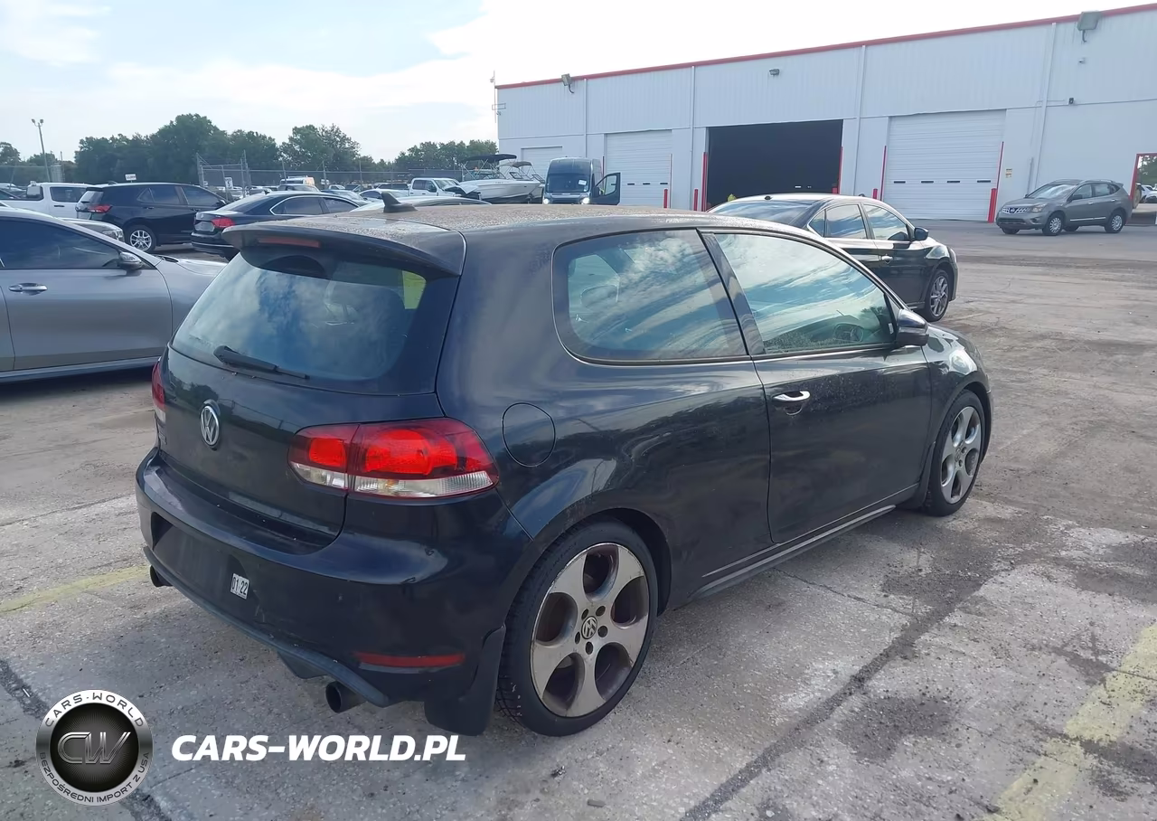 2010 Volkswagen Gti 2-Door VIN:WVWED7AJ5AW402024 - 4