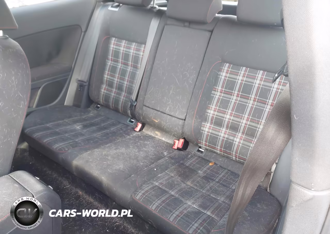 2010 Volkswagen Gti 2-Door VIN:WVWED7AJ5AW402024 - 8