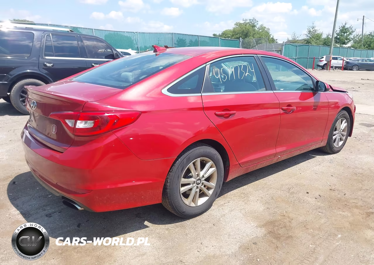 2017 Hyundai Sonata VIN:5NPE24AF5HH475135 - 4