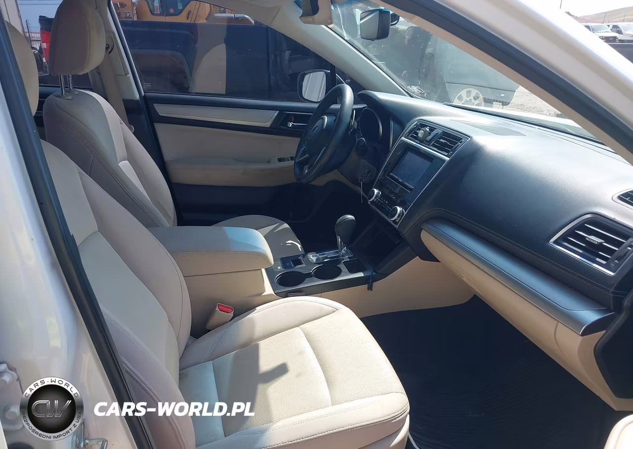 2018 Subaru Legacy 2.5I Premium VIN:4S3BNAC63J3040184 - 5