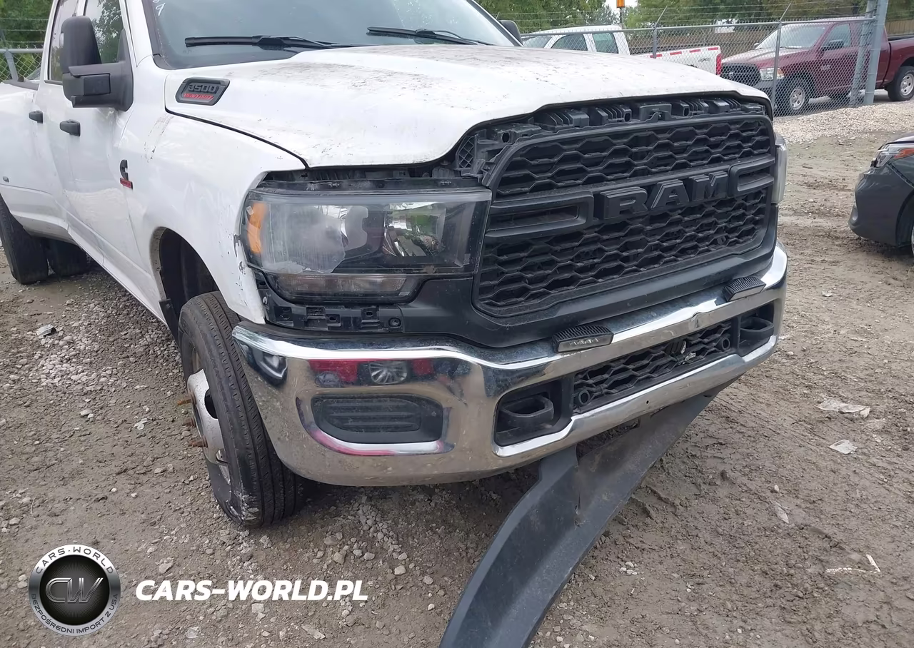 2024 Ram 3500 VIN:3C63RRGL1RG109929 - 12