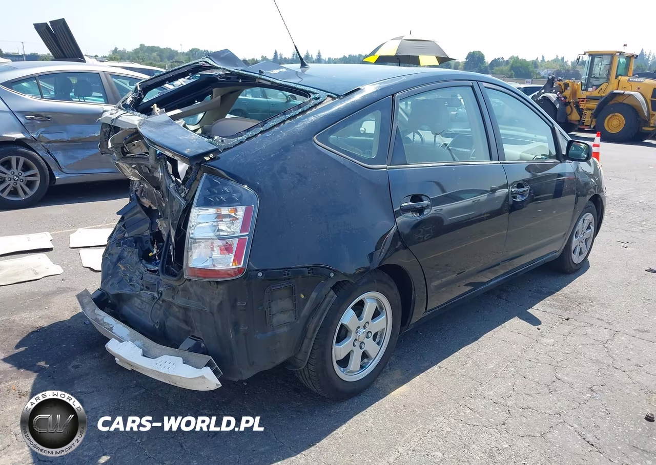 2005 Toyota Prius VIN:JTDKB20U453038659 - 4