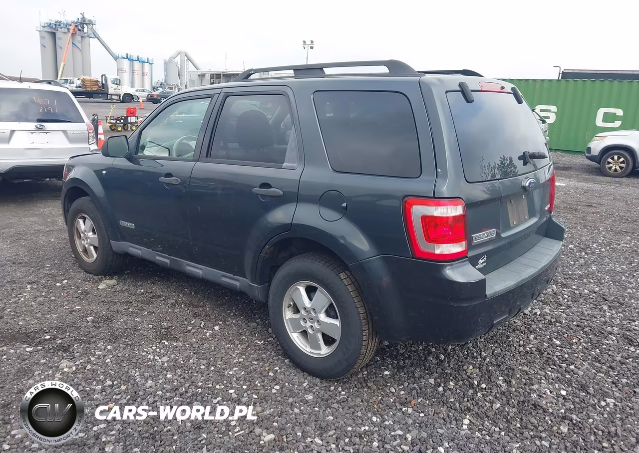 2008 Ford Escape Xlt VIN:1FMCU93108KC14394 - 3