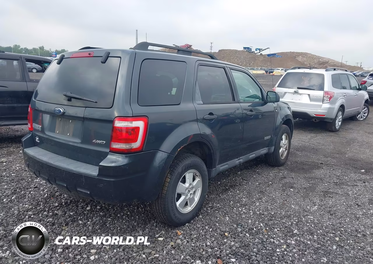 2008 Ford Escape Xlt VIN:1FMCU93108KC14394 - 4