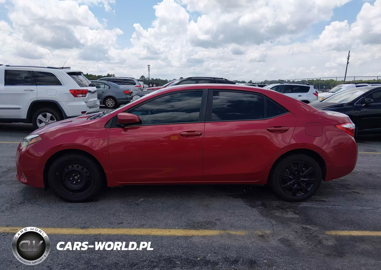 2015 Toyota Corolla Le VIN:2T1BURHE6FC345288 - 14