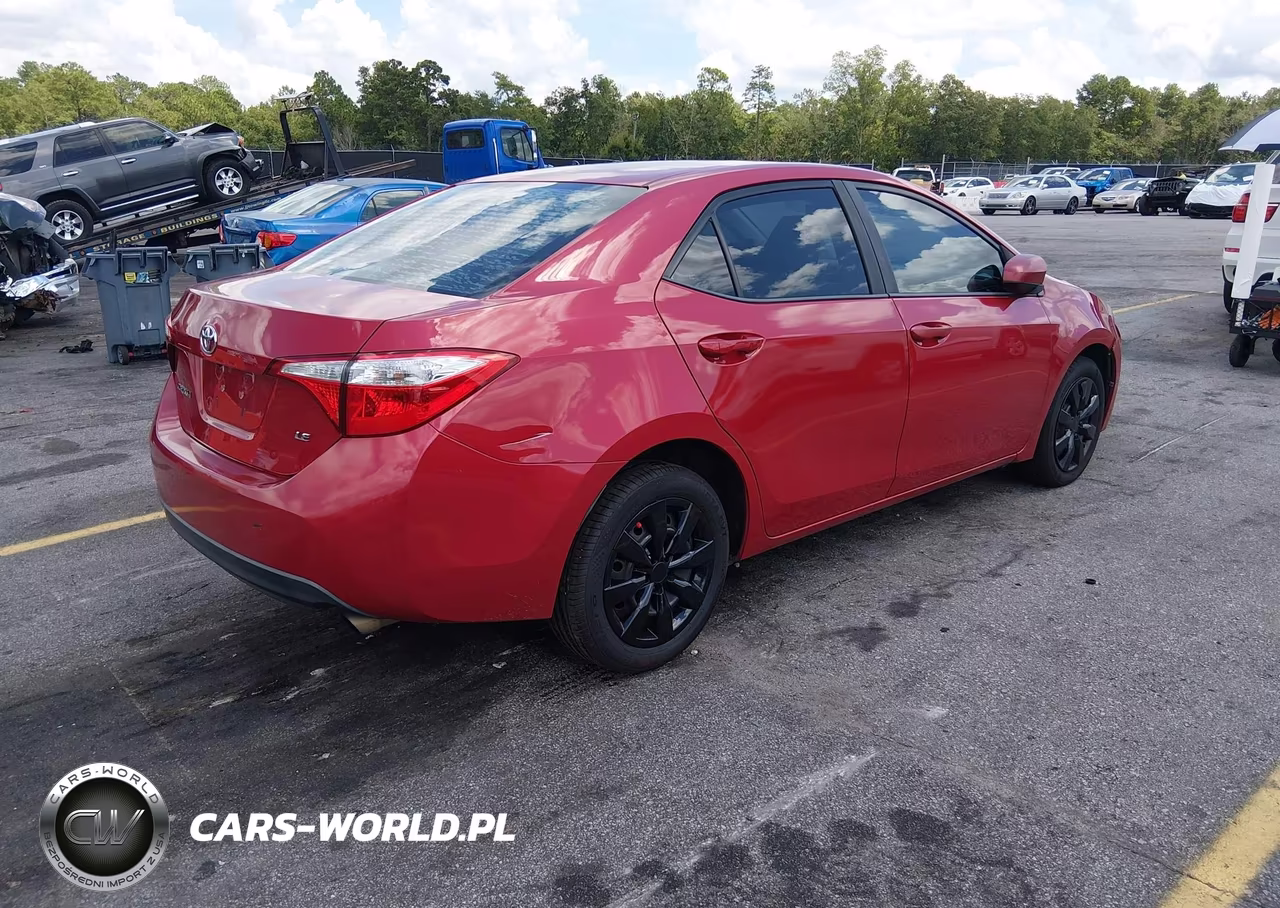 2015 Toyota Corolla Le VIN:2T1BURHE6FC345288 - 4