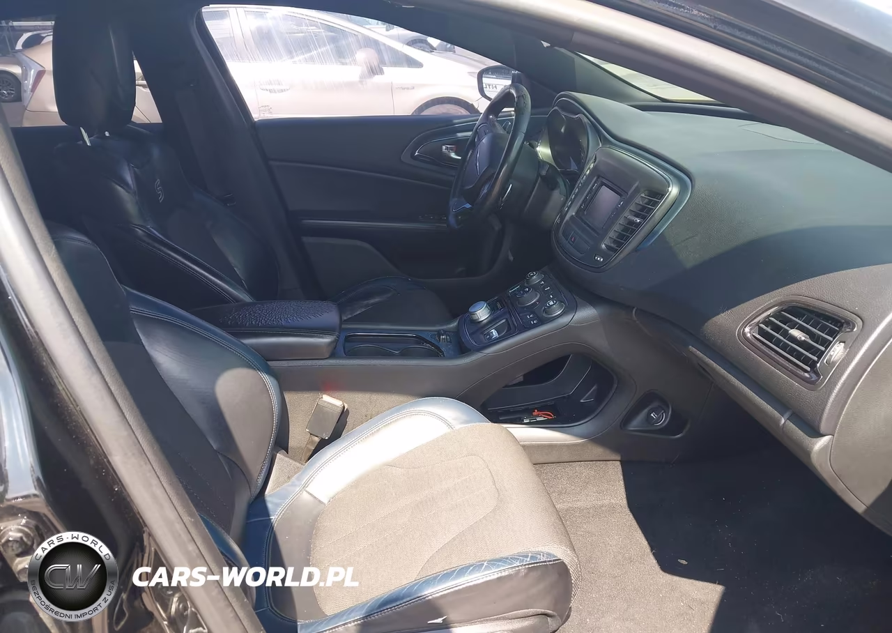 2015 Chrysler 200 S VIN:1C3CCCBBXFN564596 - 5