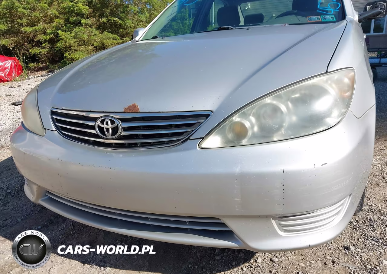 2005 Toyota Camry Le VIN:4T1BE30KX5U046198 - 16