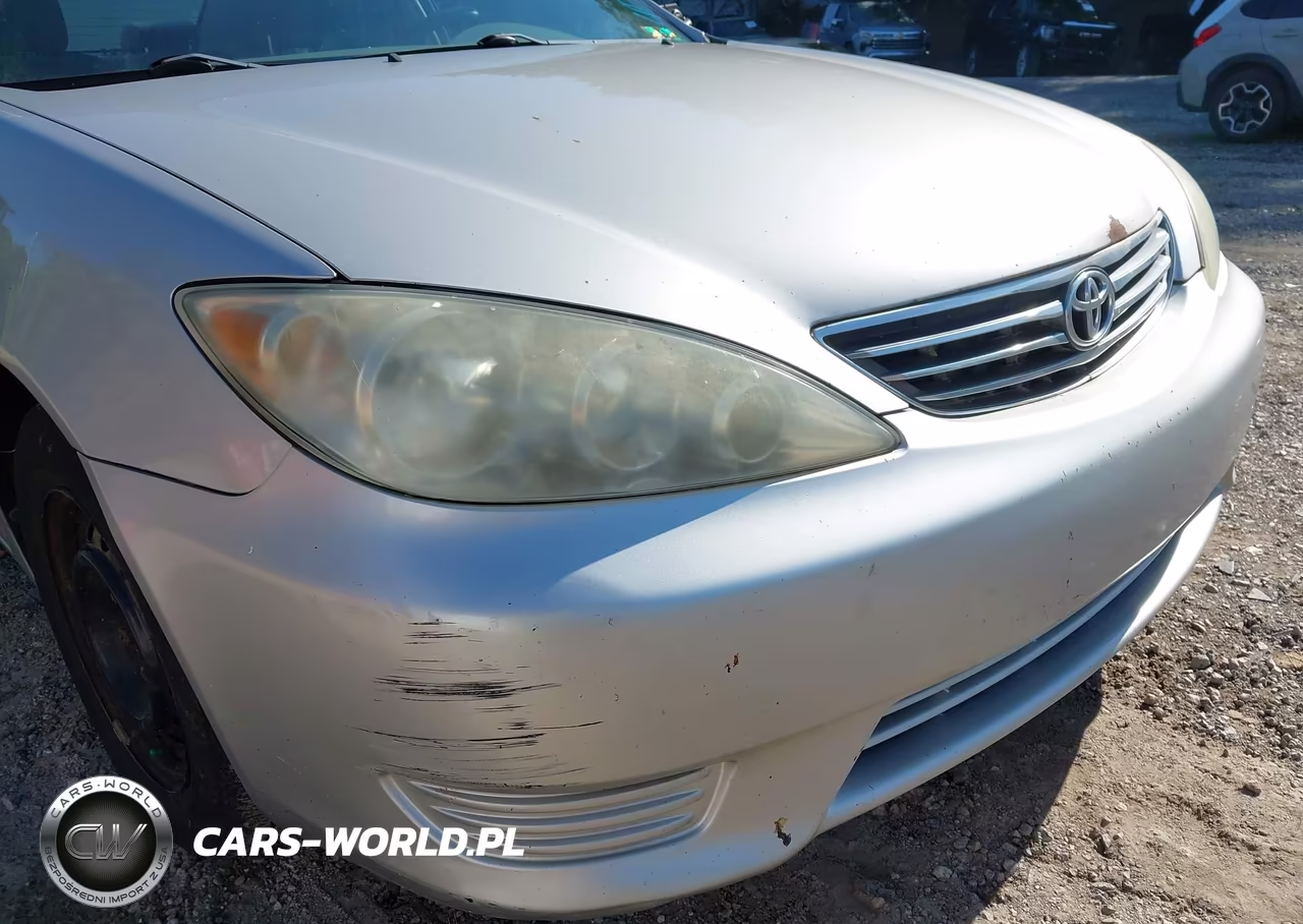 2005 Toyota Camry Le VIN:4T1BE30KX5U046198 - 17