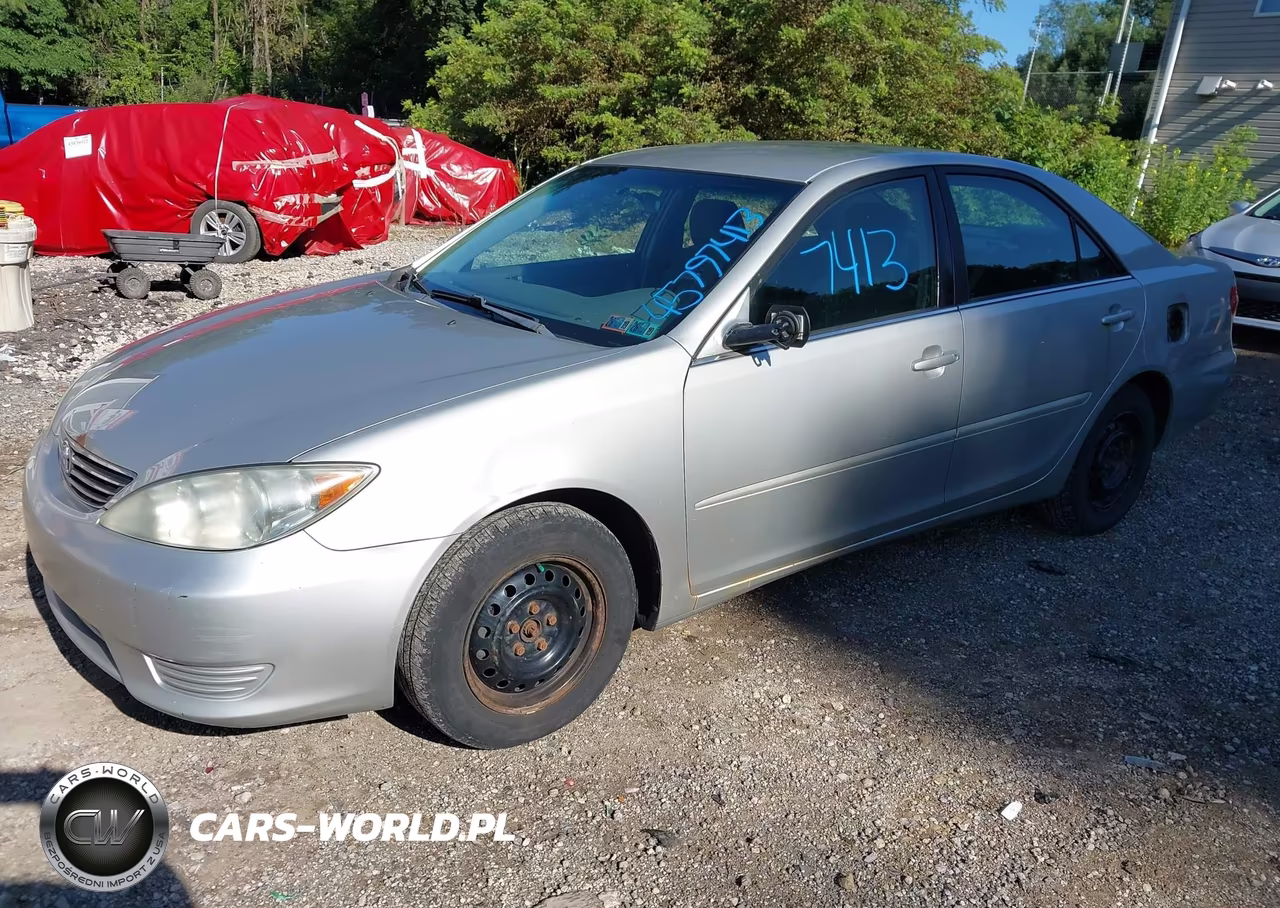 2005 Toyota Camry Le VIN:4T1BE30KX5U046198 - 2