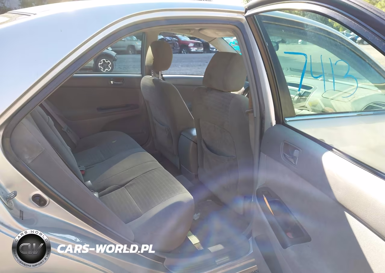 2005 Toyota Camry Le VIN:4T1BE30KX5U046198 - 8