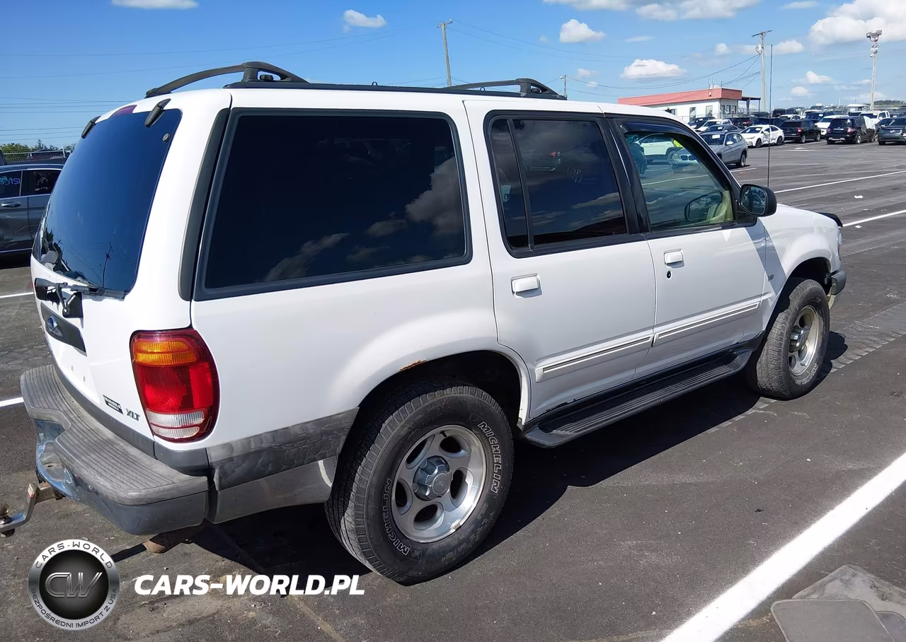 2001 Ford Explorer Xlt VIN:1FMZU83P61UB52292 - 4