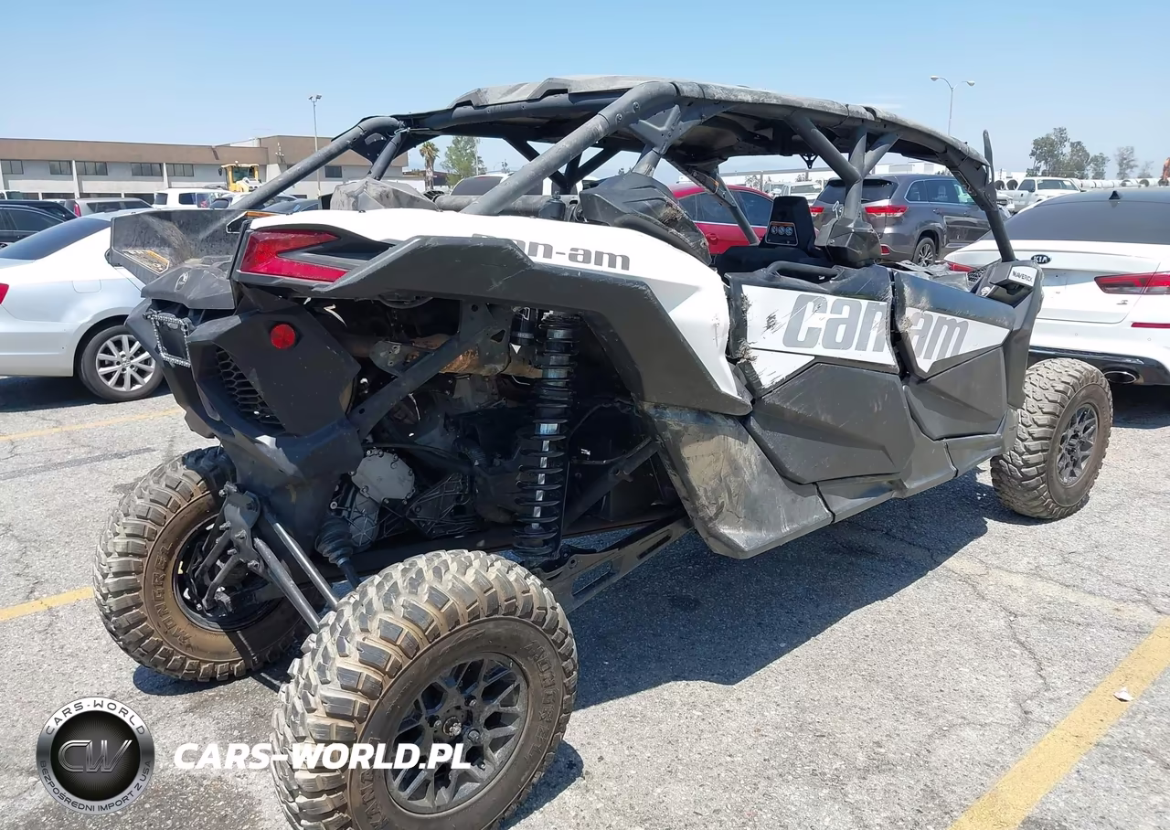 2019 Can-Am Maverick X3 Max Turbo VIN:3JBVMAY20KK000584 - 4
