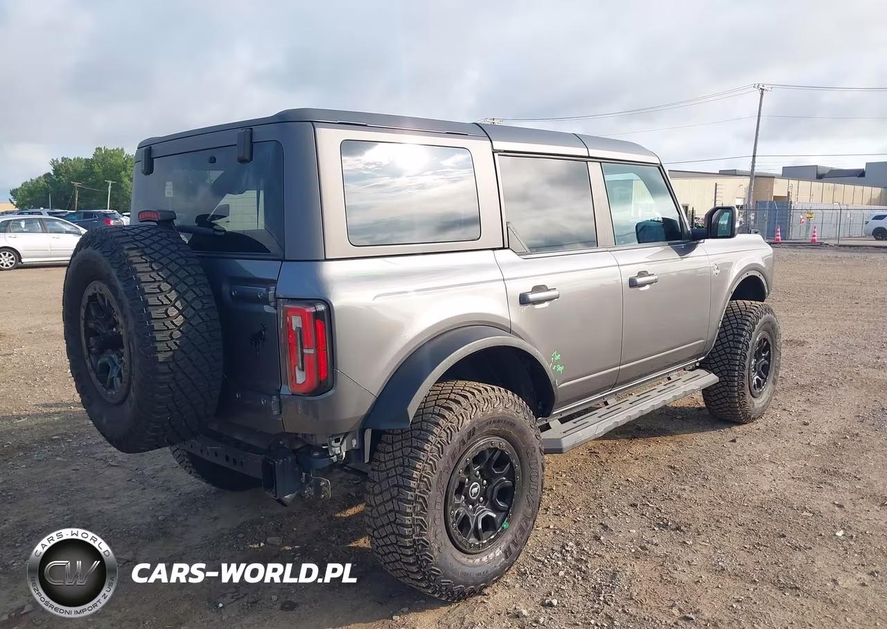 2022 Ford Bronco Outer Banks VIN:1FMEE5DP0NLB23052 - 4