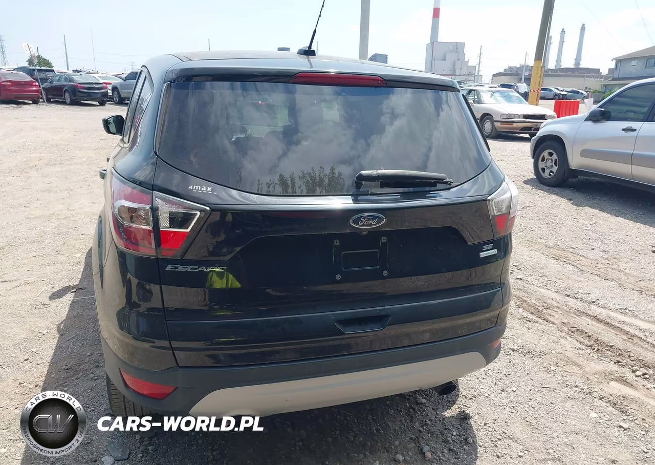 2017 Ford Escape Se VIN:1FMCU0GD9HUB51686 - 18