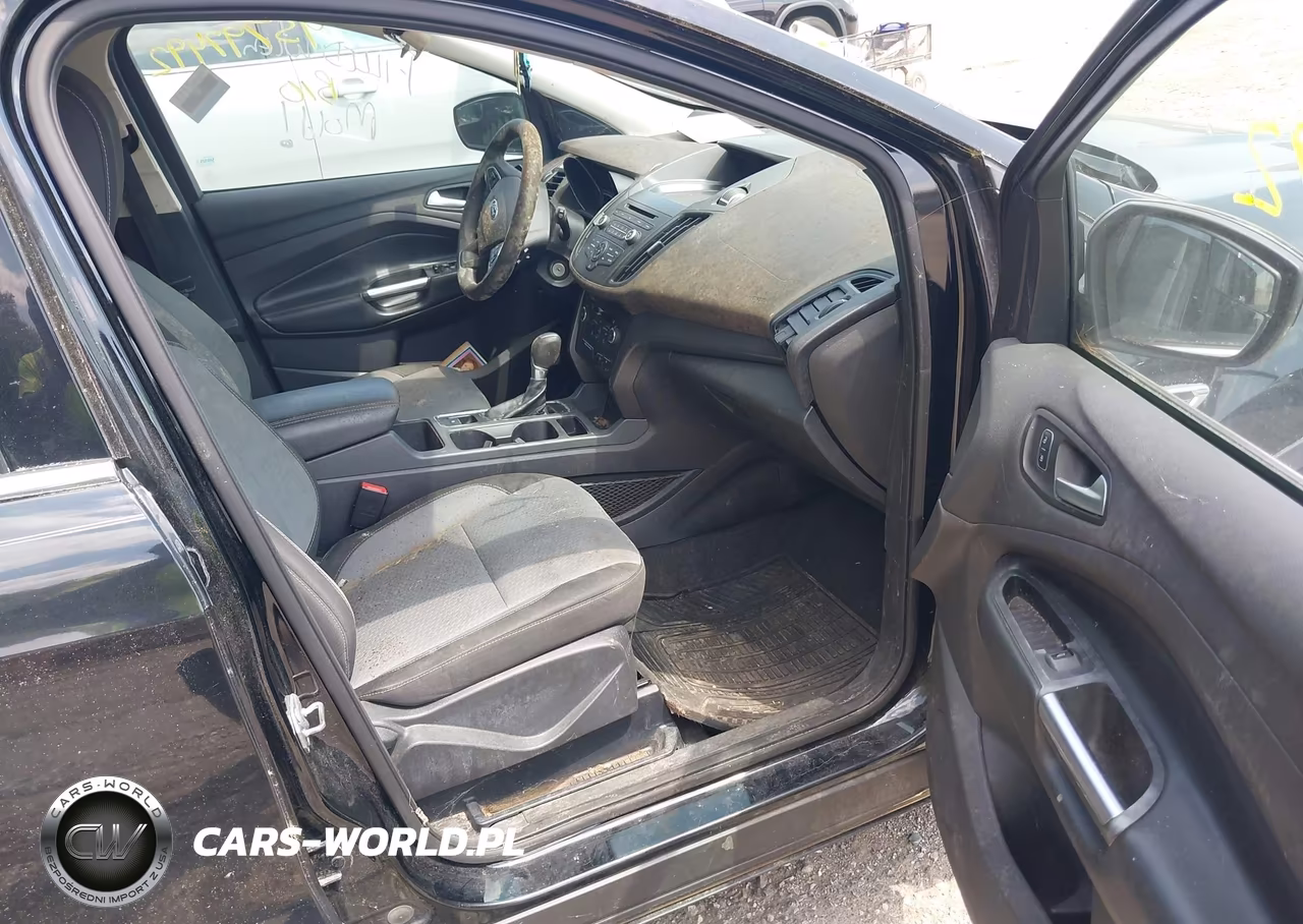 2017 Ford Escape Se VIN:1FMCU0GD9HUB51686 - 5