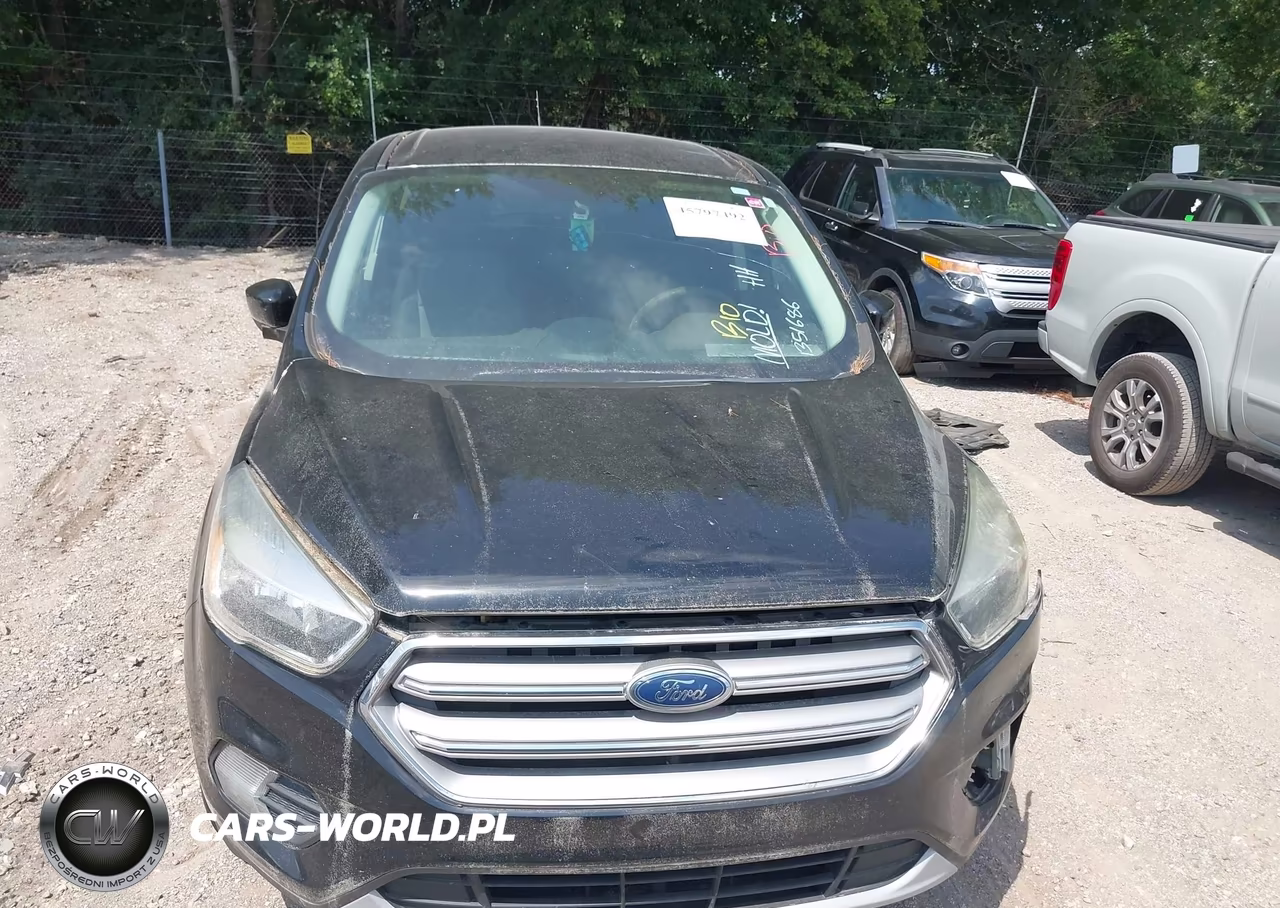 2017 Ford Escape Se VIN:1FMCU0GD9HUB51686 - 6