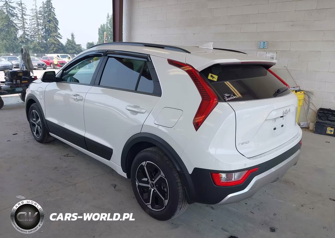 2024 Kia Niro Plug-In Hybrid Ex VIN:KNDCS3LF4R5179314 - 3