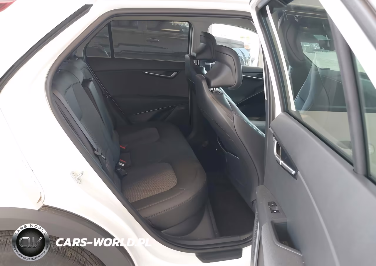 2024 Kia Niro Plug-In Hybrid Ex VIN:KNDCS3LF4R5179314 - 8