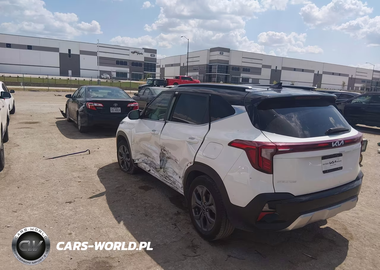 2024 Kia Seltos S VIN:KNDEU2AA5R7666658 - 3