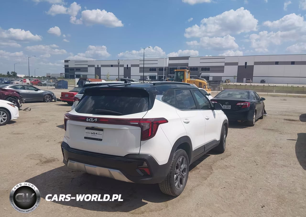 2024 Kia Seltos S VIN:KNDEU2AA5R7666658 - 4